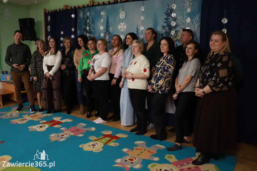 Fotorelacja: Spotkanie Grupy Wsparcia dla rodziców dzieci z niepełnosprawnościami w Przedszkolu nr 3 w Zawierciu