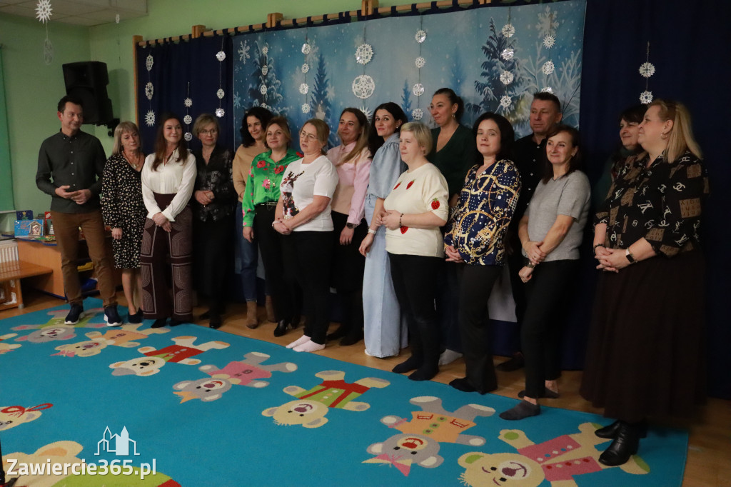 Fotorelacja: Spotkanie Grupy Wsparcia dla rodziców dzieci z niepełnosprawnościami w Przedszkolu nr 3 w Zawierciu