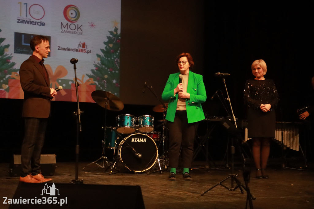 Fotorelacja: Koncert Świąteczny Szkoły Muzycznej i SP3 w MOK Zawiercie