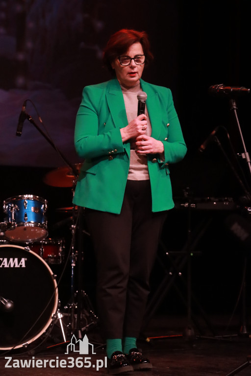 Fotorelacja: Koncert Świąteczny Szkoły Muzycznej i SP3 w MOK Zawiercie