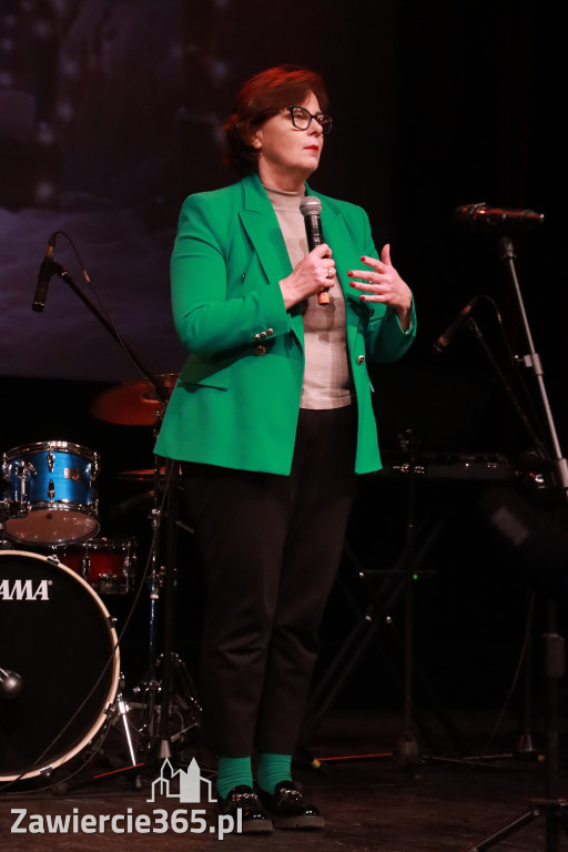 Fotorelacja: Koncert Świąteczny Szkoły Muzycznej i SP3 w MOK Zawiercie