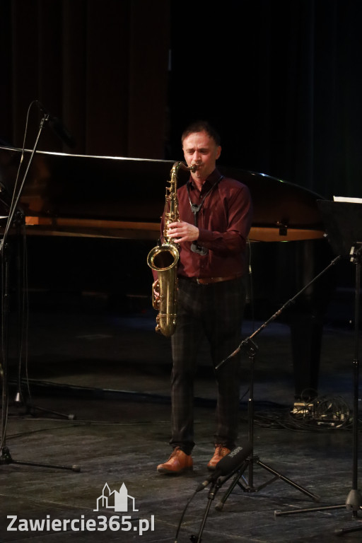 Fotorelacja: Koncert Świąteczny Szkoły Muzycznej i SP3 w MOK Zawiercie