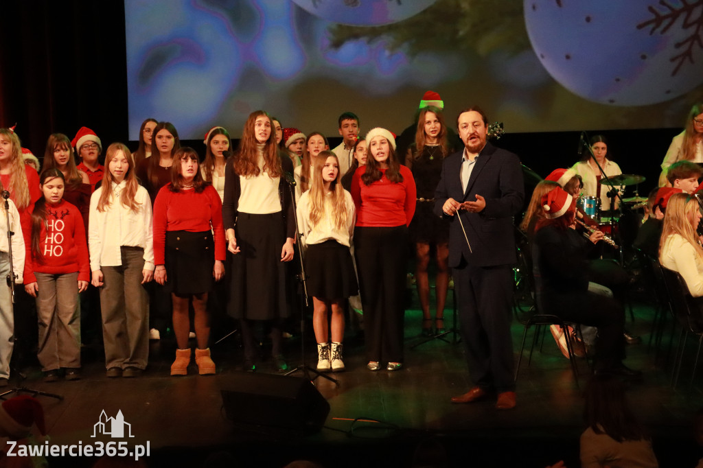 Fotorelacja: Koncert Świąteczny Szkoły Muzycznej i SP3 w MOK Zawiercie