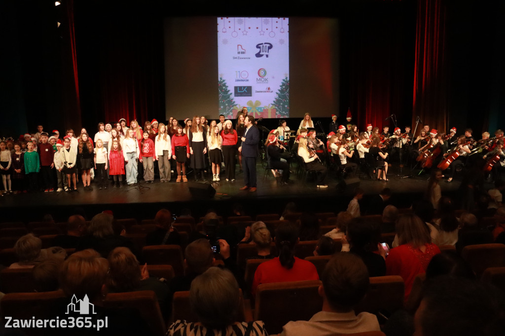 Fotorelacja: Koncert Świąteczny Szkoły Muzycznej i SP3 w MOK Zawiercie