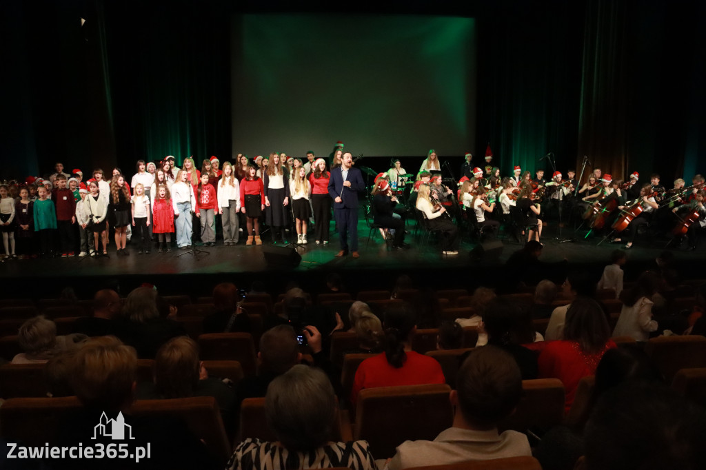 Fotorelacja: Koncert Świąteczny Szkoły Muzycznej i SP3 w MOK Zawiercie