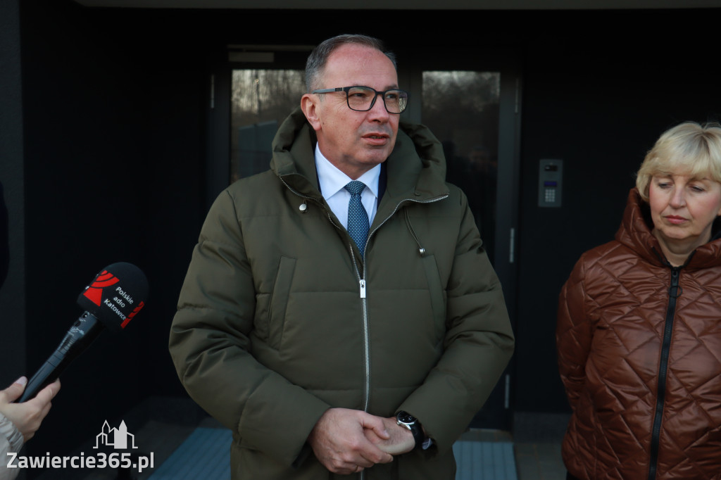 Fotorelacja: Przekazanie kluczy do nowych mieszkań TBS w Łazach
