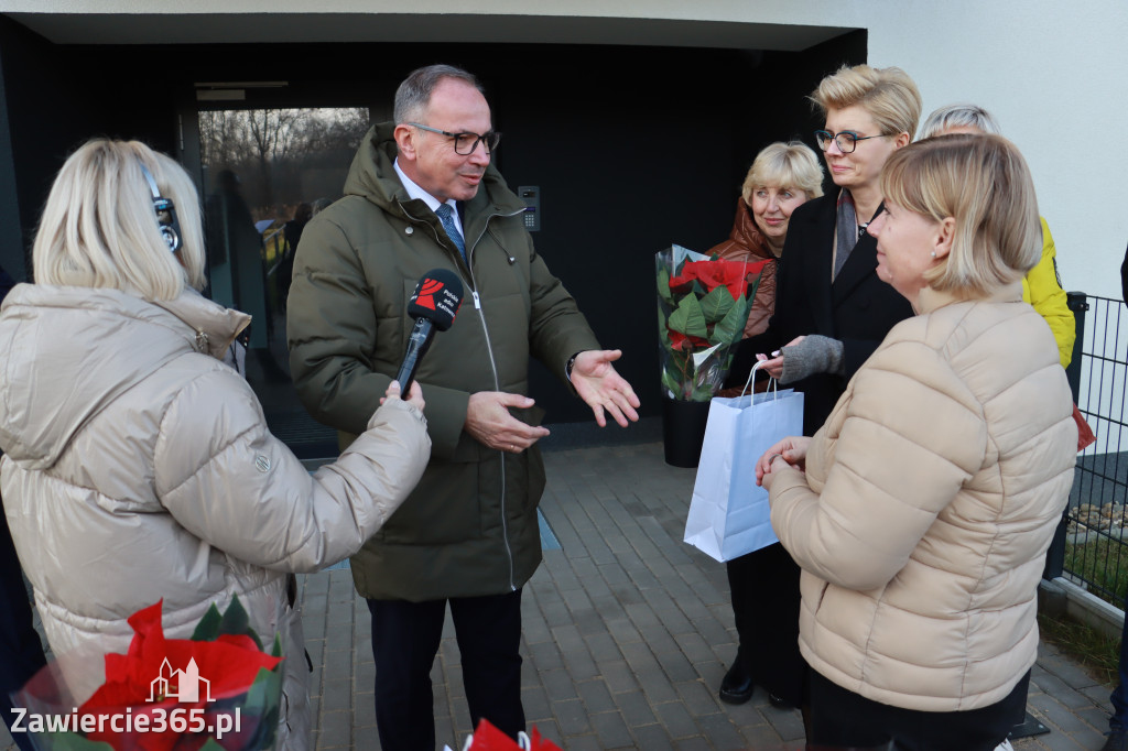 Fotorelacja: Przekazanie kluczy do nowych mieszkań TBS w Łazach