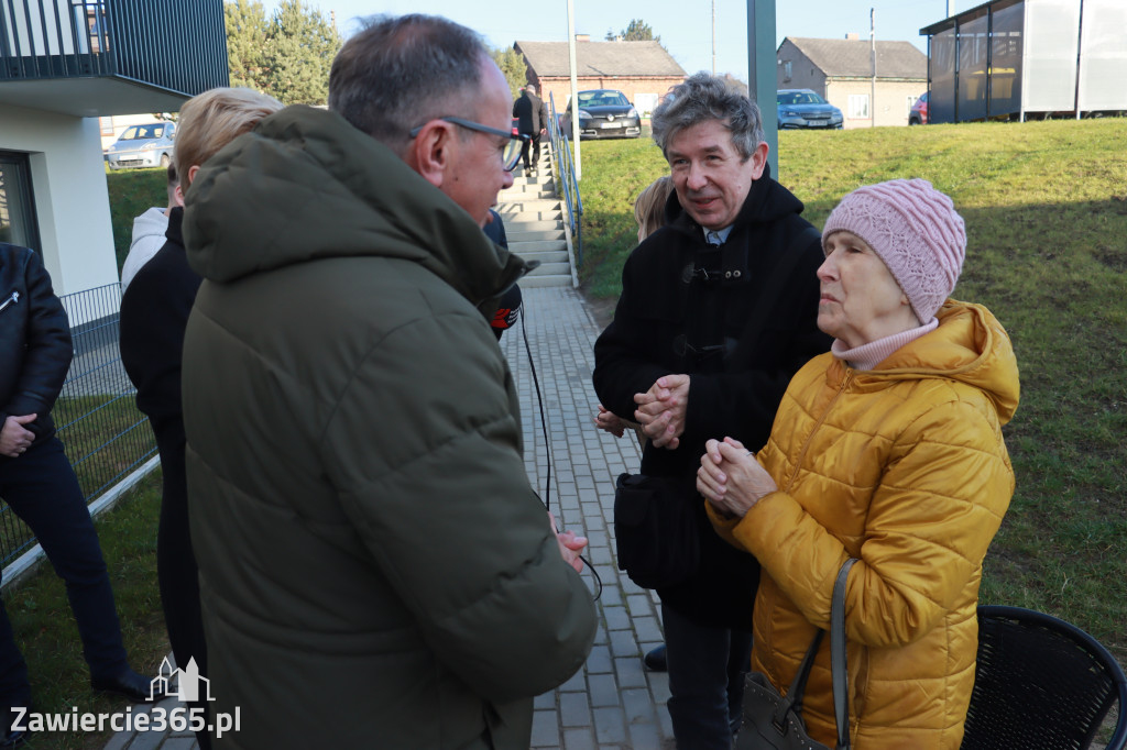 Fotorelacja: Przekazanie kluczy do nowych mieszkań TBS w Łazach