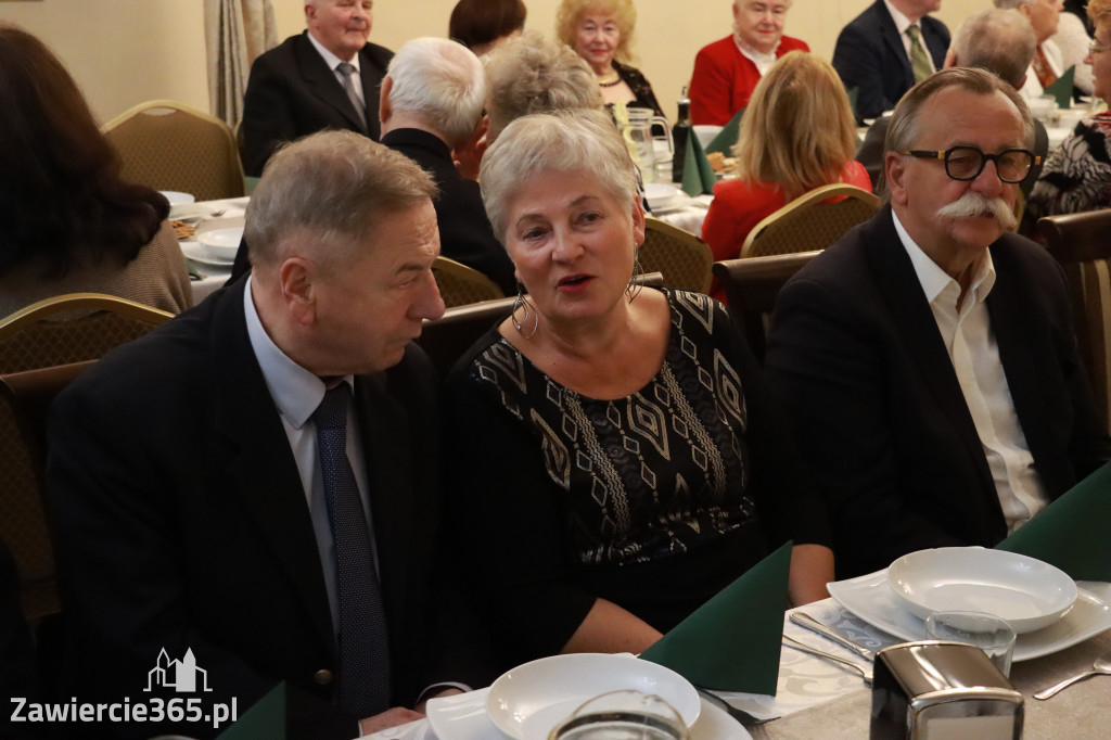 Fotorelacja: Wigilijne spotkanie członków Stowarzyszenia Ruch Harcerski CZUWAJ w Zawierciu