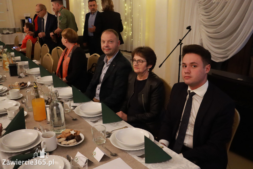 Fotorelacja: Wigilijne spotkanie członków Stowarzyszenia Ruch Harcerski CZUWAJ w Zawierciu