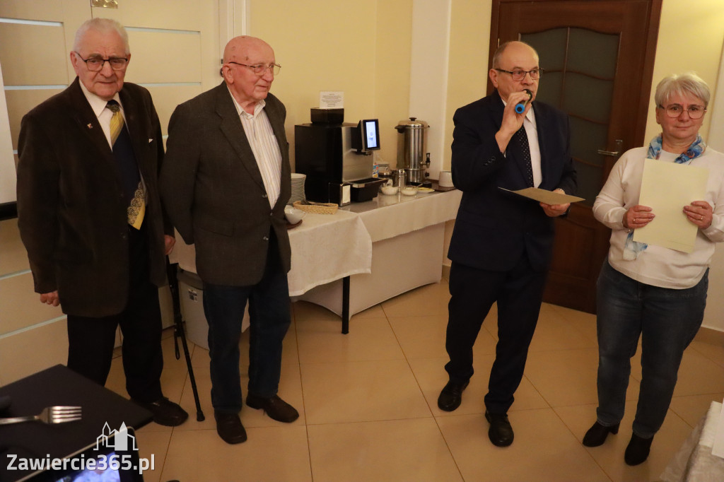 Fotorelacja: Wigilijne spotkanie członków Stowarzyszenia Ruch Harcerski CZUWAJ w Zawierciu