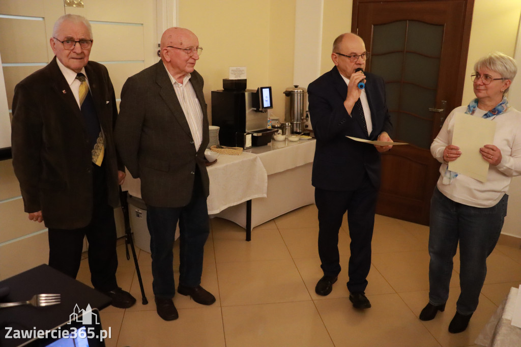 Fotorelacja: Wigilijne spotkanie członków Stowarzyszenia Ruch Harcerski CZUWAJ w Zawierciu