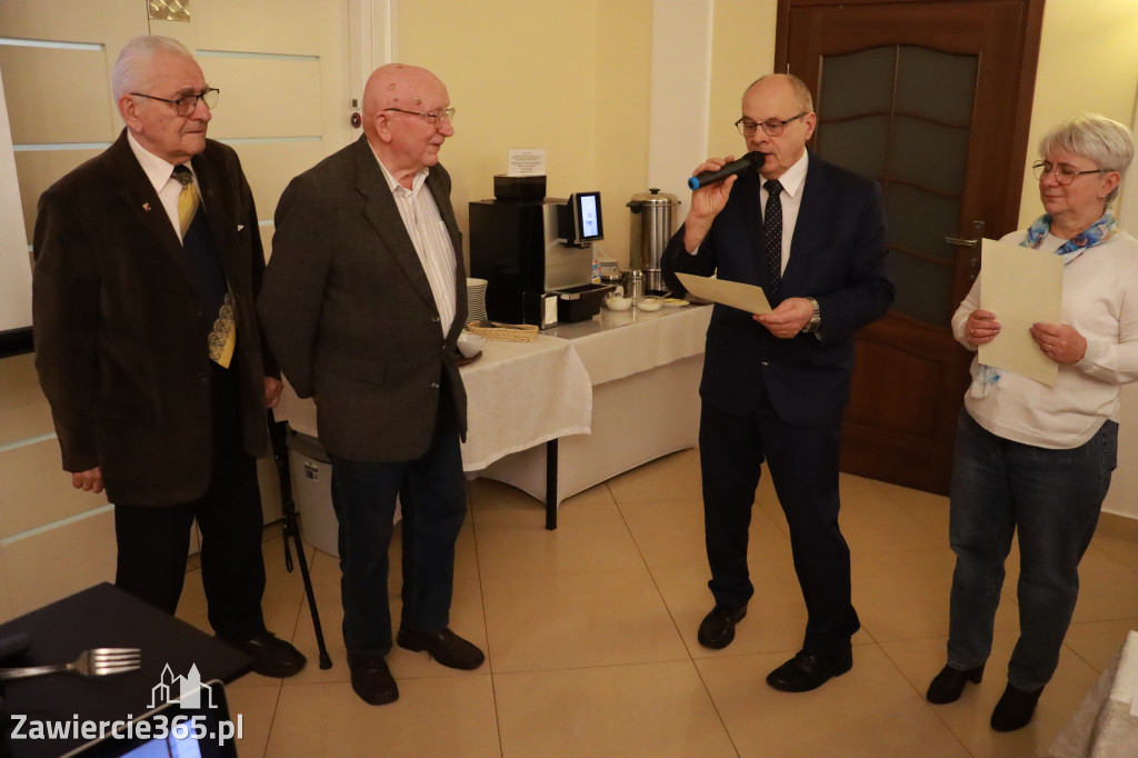 Fotorelacja: Wigilijne spotkanie członków Stowarzyszenia Ruch Harcerski CZUWAJ w Zawierciu