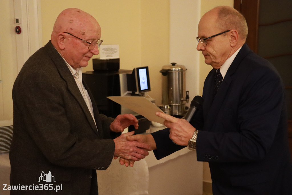 Fotorelacja: Wigilijne spotkanie członków Stowarzyszenia Ruch Harcerski CZUWAJ w Zawierciu