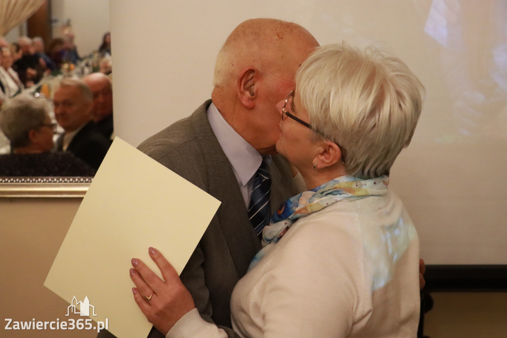 Fotorelacja: Wigilijne spotkanie członków Stowarzyszenia Ruch Harcerski CZUWAJ w Zawierciu