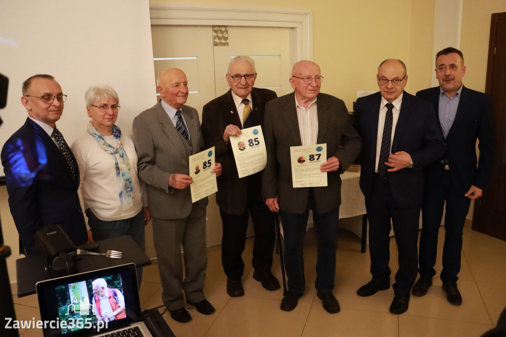 Fotorelacja: Wigilijne spotkanie członków Stowarzyszenia Ruch Harcerski CZUWAJ w Zawierciu