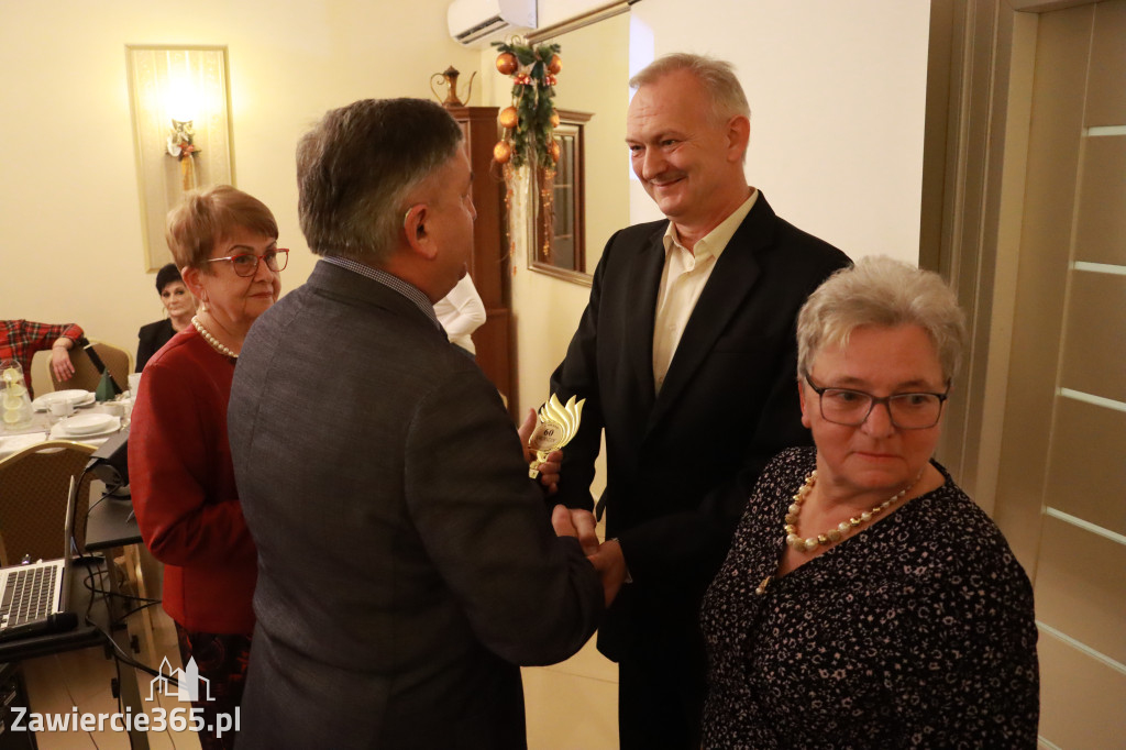 Fotorelacja: Wigilijne spotkanie członków Stowarzyszenia Ruch Harcerski CZUWAJ w Zawierciu