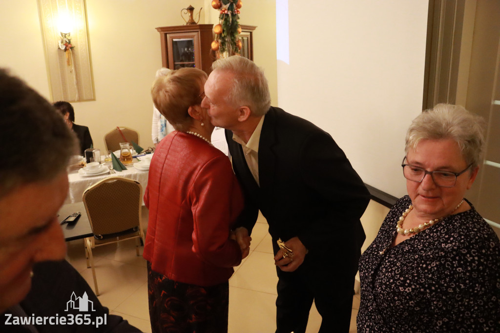 Fotorelacja: Wigilijne spotkanie członków Stowarzyszenia Ruch Harcerski CZUWAJ w Zawierciu