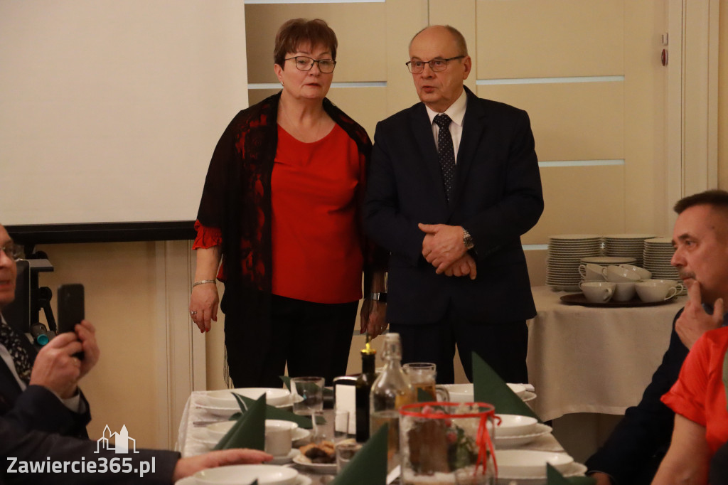 Fotorelacja: Wigilijne spotkanie członków Stowarzyszenia Ruch Harcerski CZUWAJ w Zawierciu