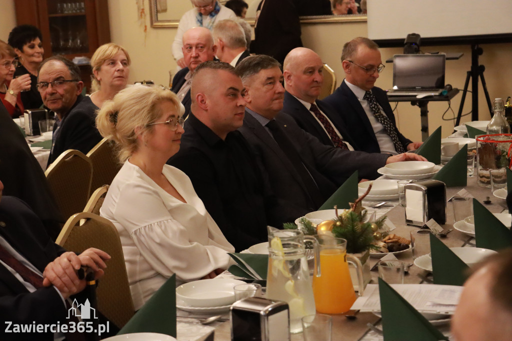 Fotorelacja: Wigilijne spotkanie członków Stowarzyszenia Ruch Harcerski CZUWAJ w Zawierciu