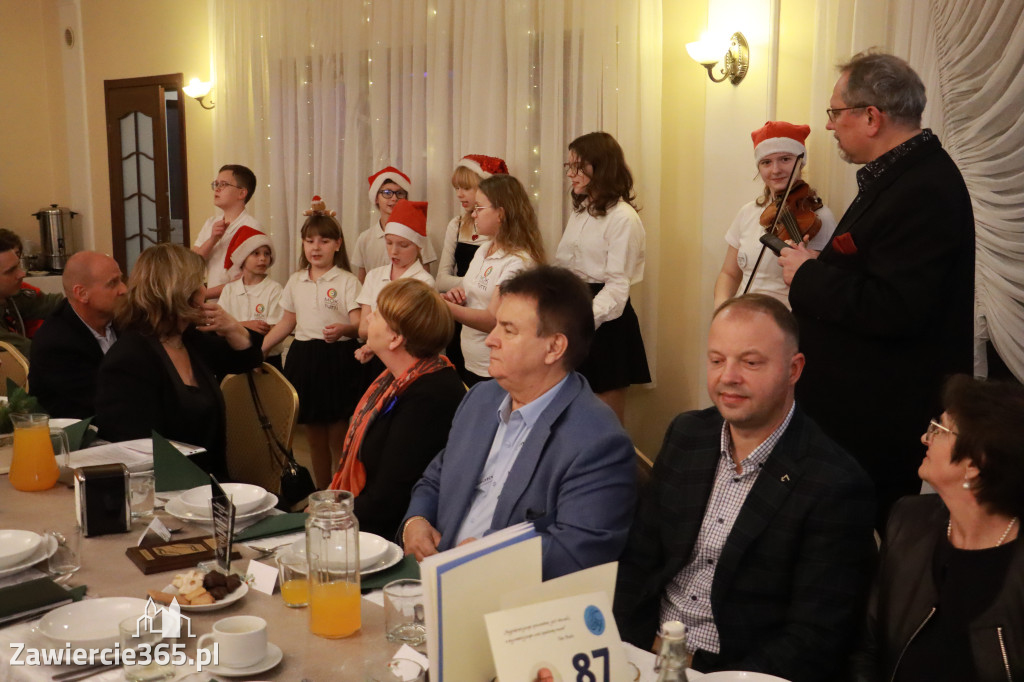 Fotorelacja: Wigilijne spotkanie członków Stowarzyszenia Ruch Harcerski CZUWAJ w Zawierciu
