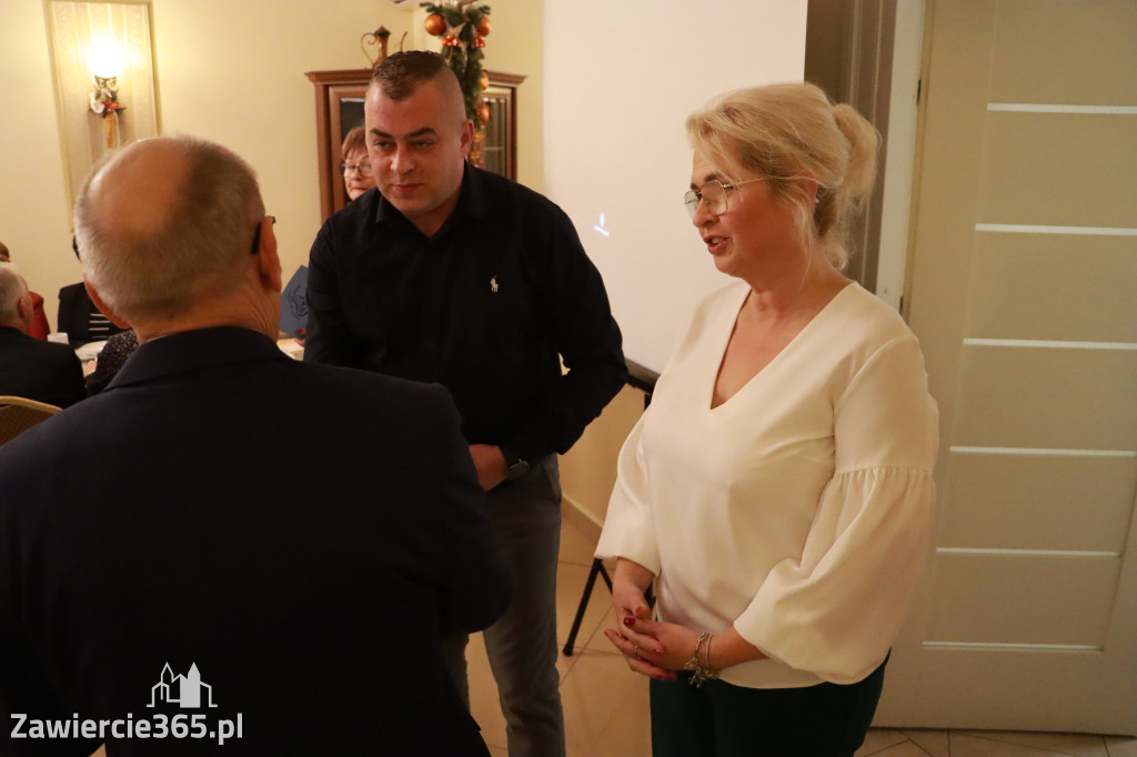 Fotorelacja: Wigilijne spotkanie członków Stowarzyszenia Ruch Harcerski CZUWAJ w Zawierciu