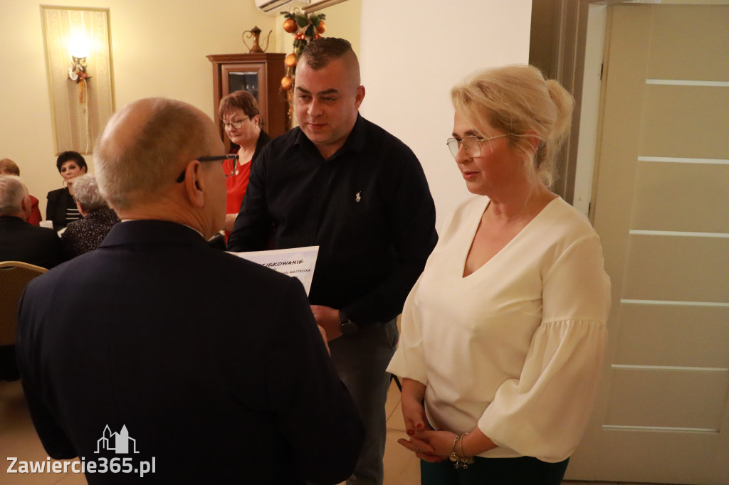 Fotorelacja: Wigilijne spotkanie członków Stowarzyszenia Ruch Harcerski CZUWAJ w Zawierciu