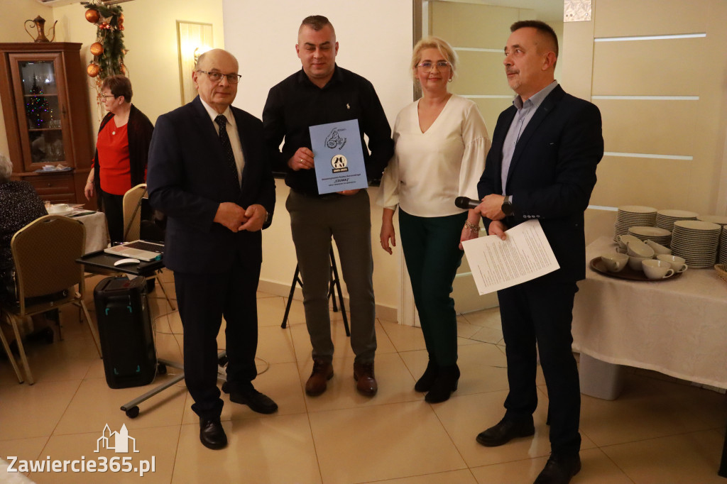 Fotorelacja: Wigilijne spotkanie członków Stowarzyszenia Ruch Harcerski CZUWAJ w Zawierciu