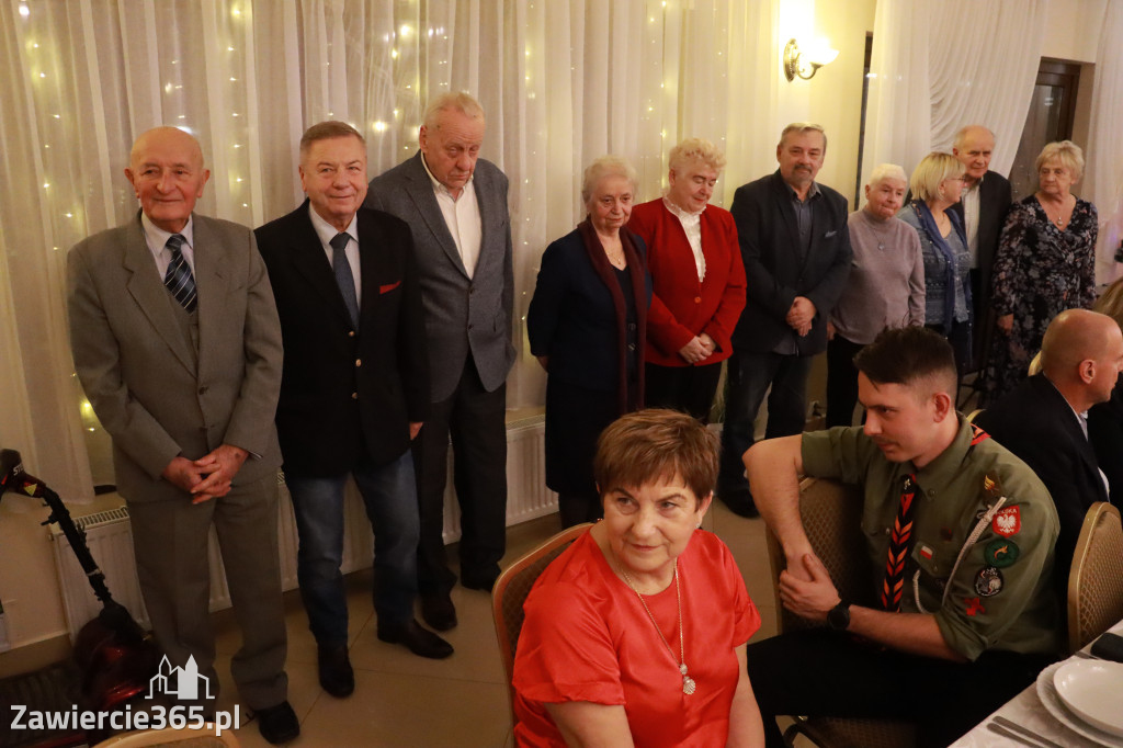 Fotorelacja: Wigilijne spotkanie członków Stowarzyszenia Ruch Harcerski CZUWAJ w Zawierciu