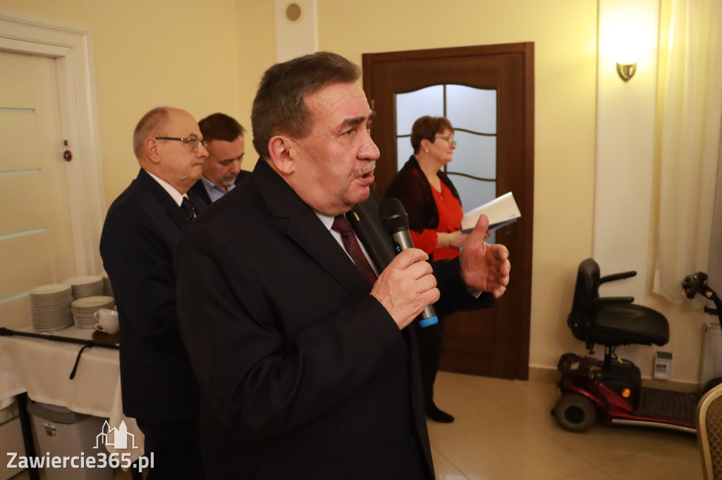 Fotorelacja: Wigilijne spotkanie członków Stowarzyszenia Ruch Harcerski CZUWAJ w Zawierciu