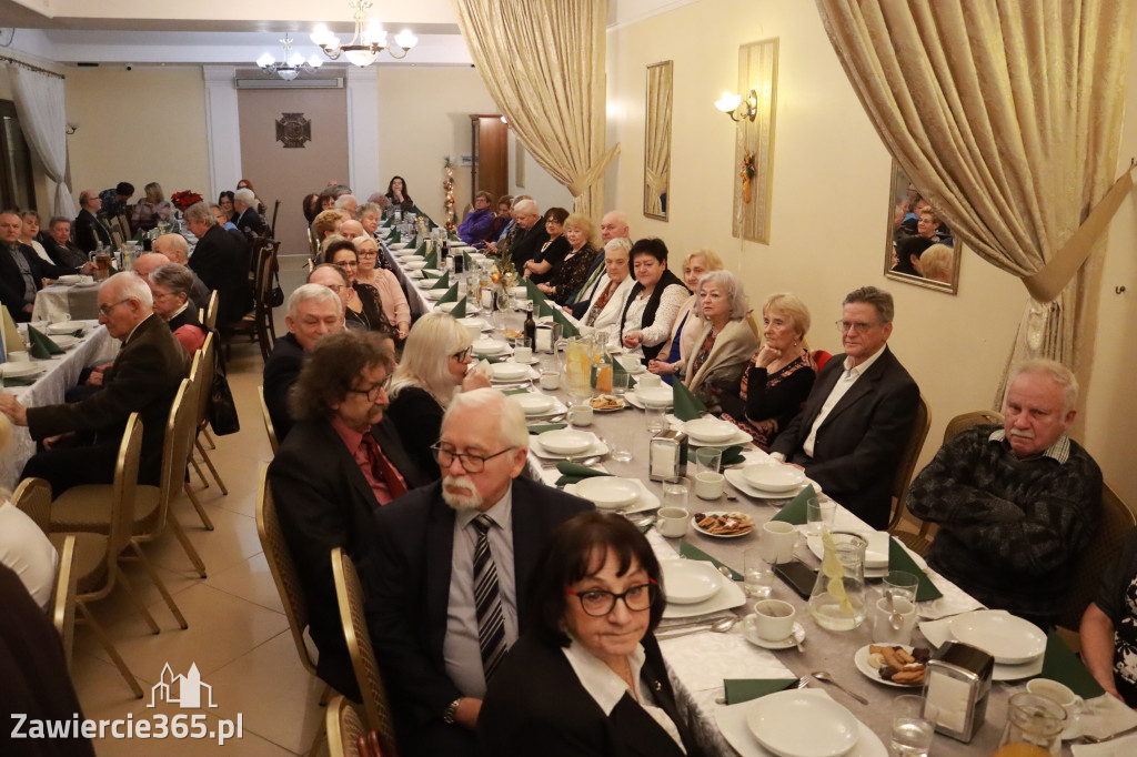 Fotorelacja: Wigilijne spotkanie członków Stowarzyszenia Ruch Harcerski CZUWAJ w Zawierciu