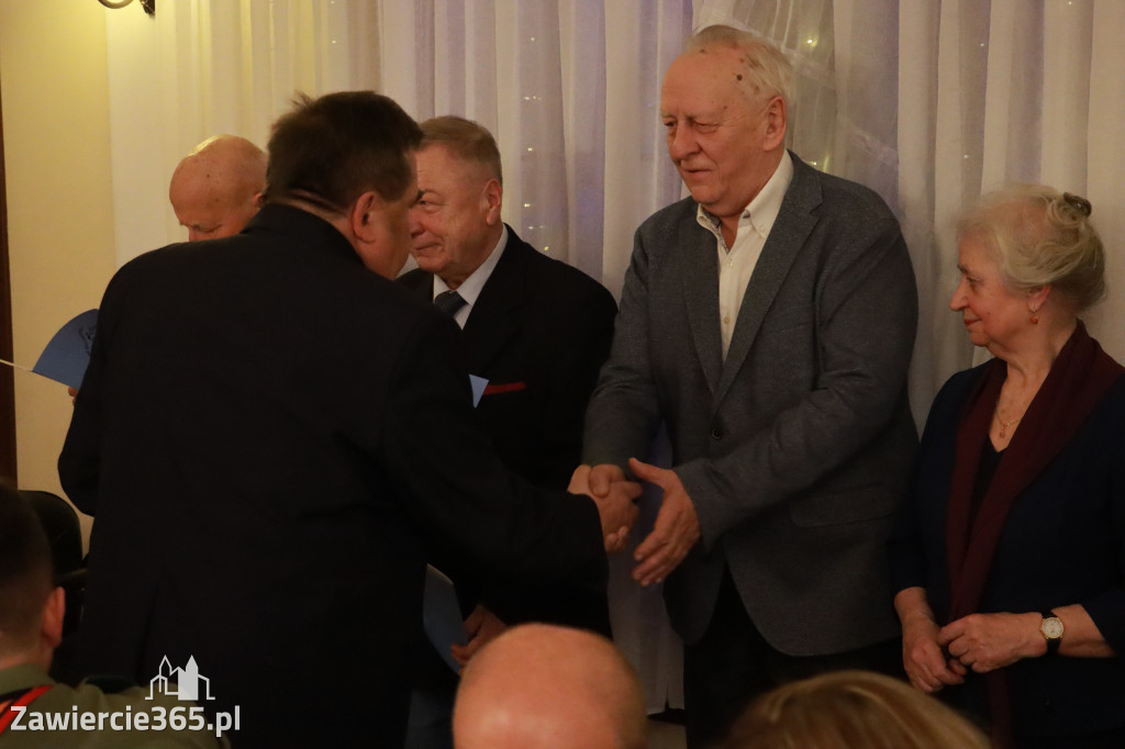 Fotorelacja: Wigilijne spotkanie członków Stowarzyszenia Ruch Harcerski CZUWAJ w Zawierciu