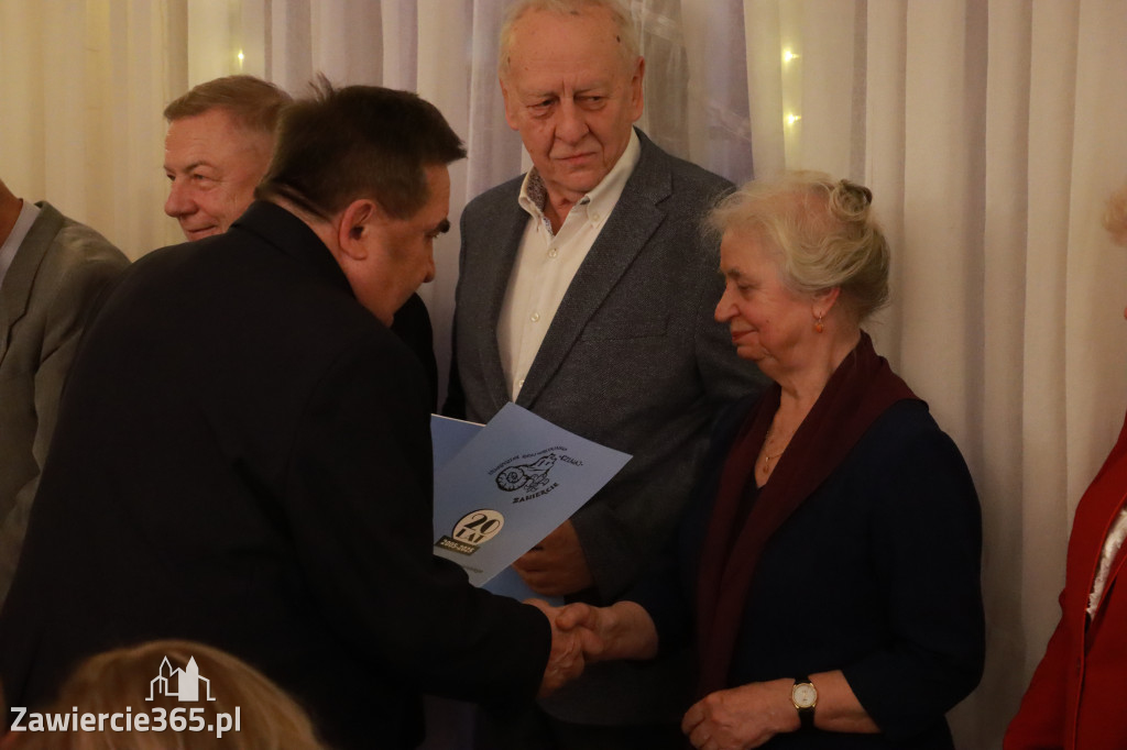 Fotorelacja: Wigilijne spotkanie członków Stowarzyszenia Ruch Harcerski CZUWAJ w Zawierciu