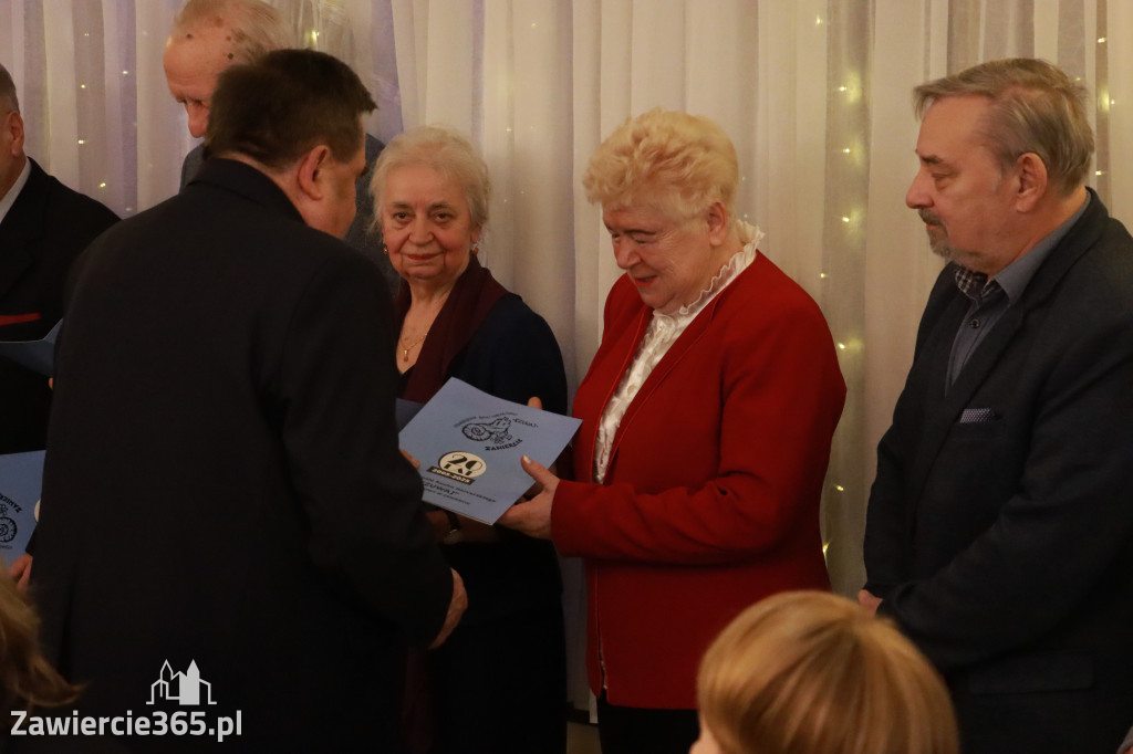 Fotorelacja: Wigilijne spotkanie członków Stowarzyszenia Ruch Harcerski CZUWAJ w Zawierciu