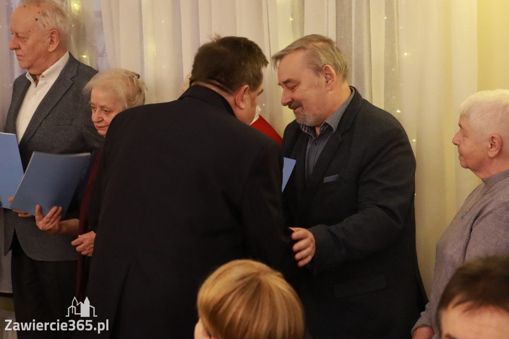 Fotorelacja: Wigilijne spotkanie członków Stowarzyszenia Ruch Harcerski CZUWAJ w Zawierciu