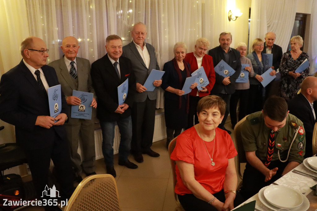 Fotorelacja: 2 Wigilijne spotkanie członków Stowarzyszenia Ruch Harcerski CZUWAJ w Zawierciu