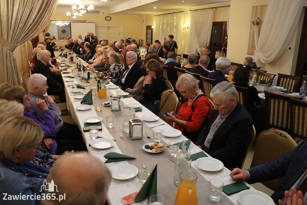 Fotorelacja: 2 Wigilijne spotkanie członków Stowarzyszenia Ruch Harcerski CZUWAJ w Zawierciu