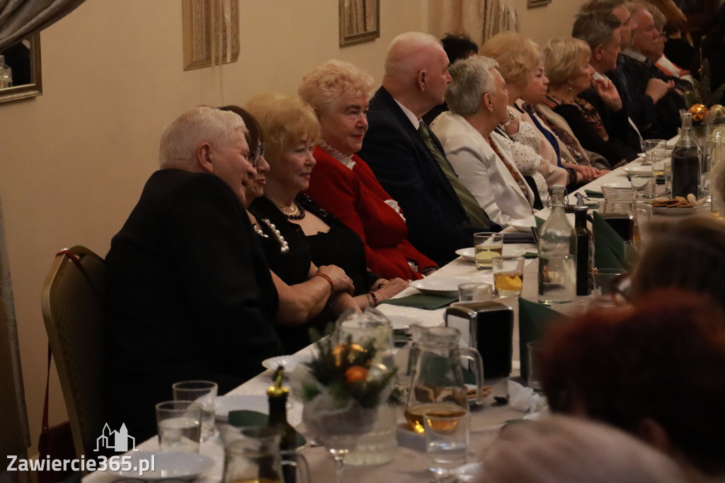 Fotorelacja: 2 Wigilijne spotkanie członków Stowarzyszenia Ruch Harcerski CZUWAJ w Zawierciu