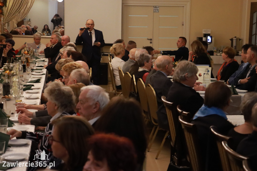 Fotorelacja: 2 Wigilijne spotkanie członków Stowarzyszenia Ruch Harcerski CZUWAJ w Zawierciu