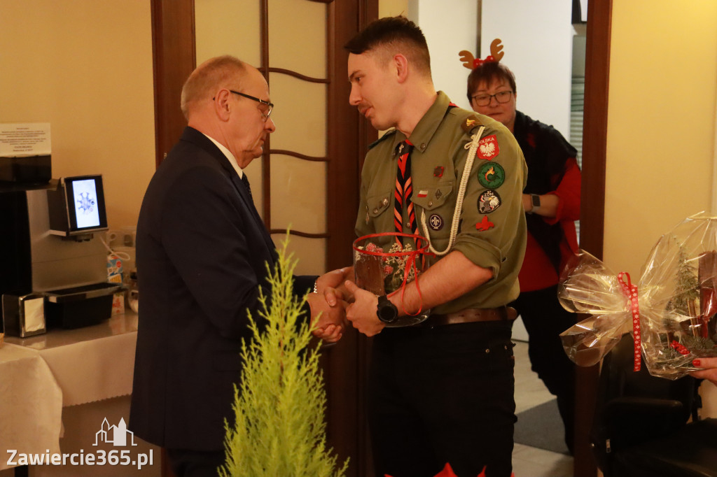 Fotorelacja: 2 Wigilijne spotkanie członków Stowarzyszenia Ruch Harcerski CZUWAJ w Zawierciu