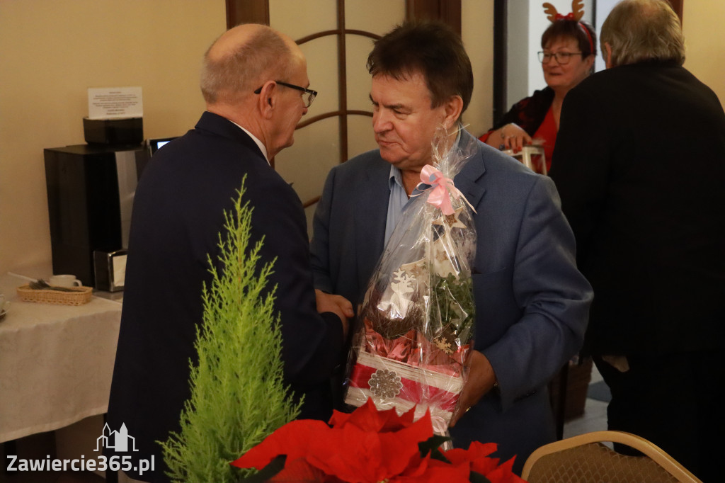 Fotorelacja: 2 Wigilijne spotkanie członków Stowarzyszenia Ruch Harcerski CZUWAJ w Zawierciu