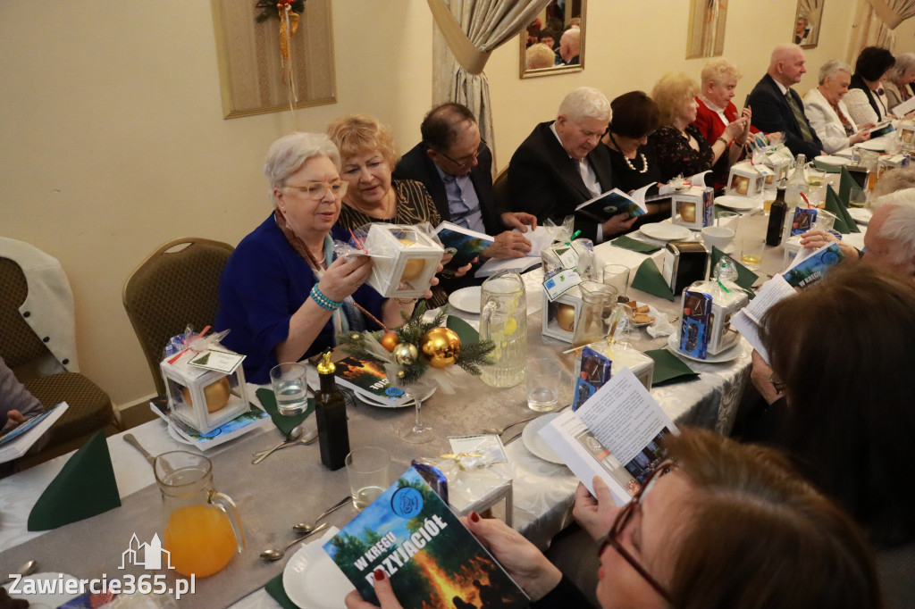 Fotorelacja: 2 Wigilijne spotkanie członków Stowarzyszenia Ruch Harcerski CZUWAJ w Zawierciu