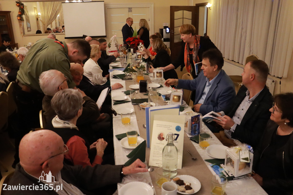 Fotorelacja: 2 Wigilijne spotkanie członków Stowarzyszenia Ruch Harcerski CZUWAJ w Zawierciu