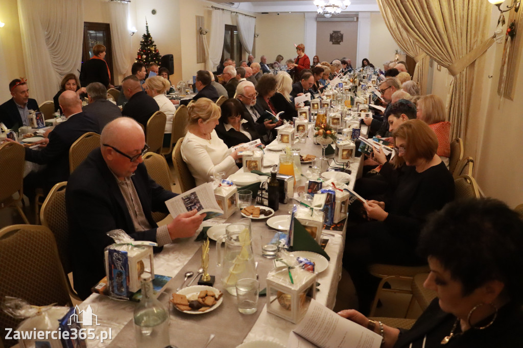 Fotorelacja: 2 Wigilijne spotkanie członków Stowarzyszenia Ruch Harcerski CZUWAJ w Zawierciu