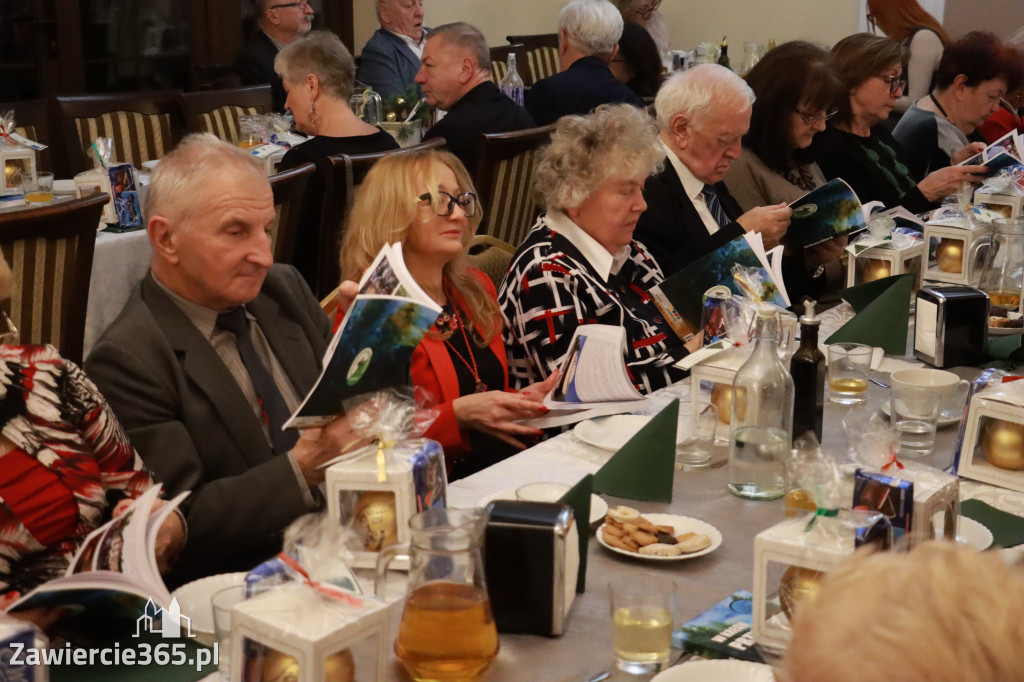Fotorelacja: 2 Wigilijne spotkanie członków Stowarzyszenia Ruch Harcerski CZUWAJ w Zawierciu