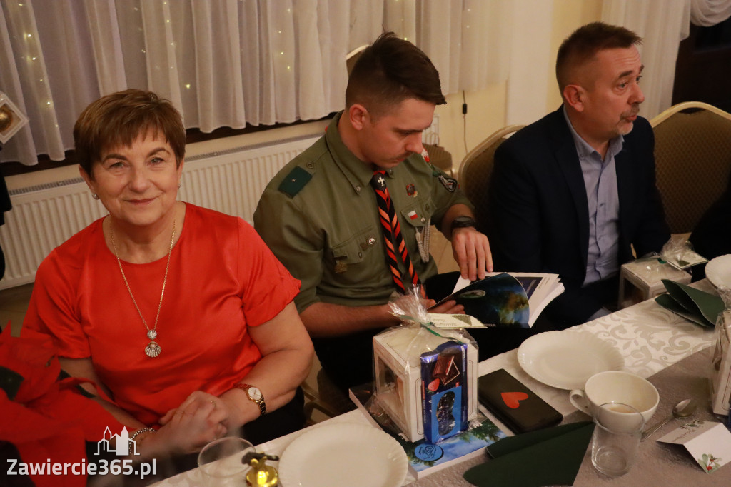 Fotorelacja: 2 Wigilijne spotkanie członków Stowarzyszenia Ruch Harcerski CZUWAJ w Zawierciu