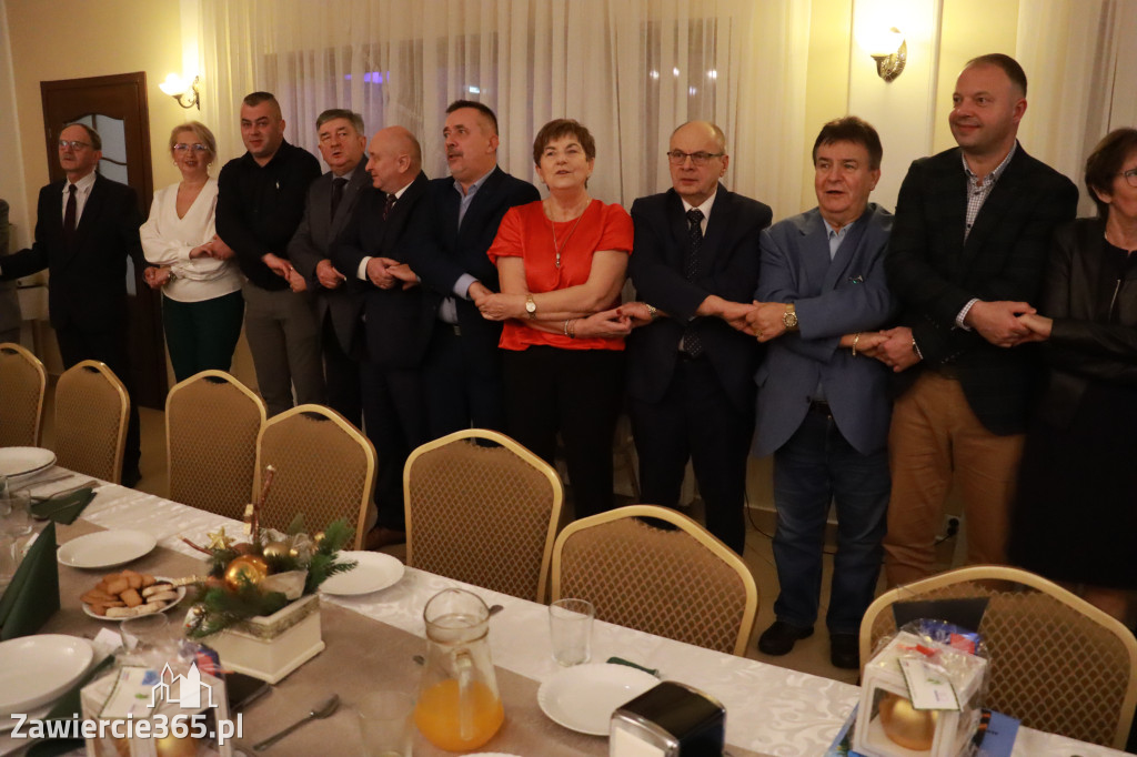 Fotorelacja: 2 Wigilijne spotkanie członków Stowarzyszenia Ruch Harcerski CZUWAJ w Zawierciu