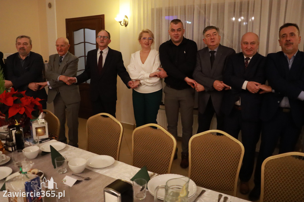 Fotorelacja: 2 Wigilijne spotkanie członków Stowarzyszenia Ruch Harcerski CZUWAJ w Zawierciu