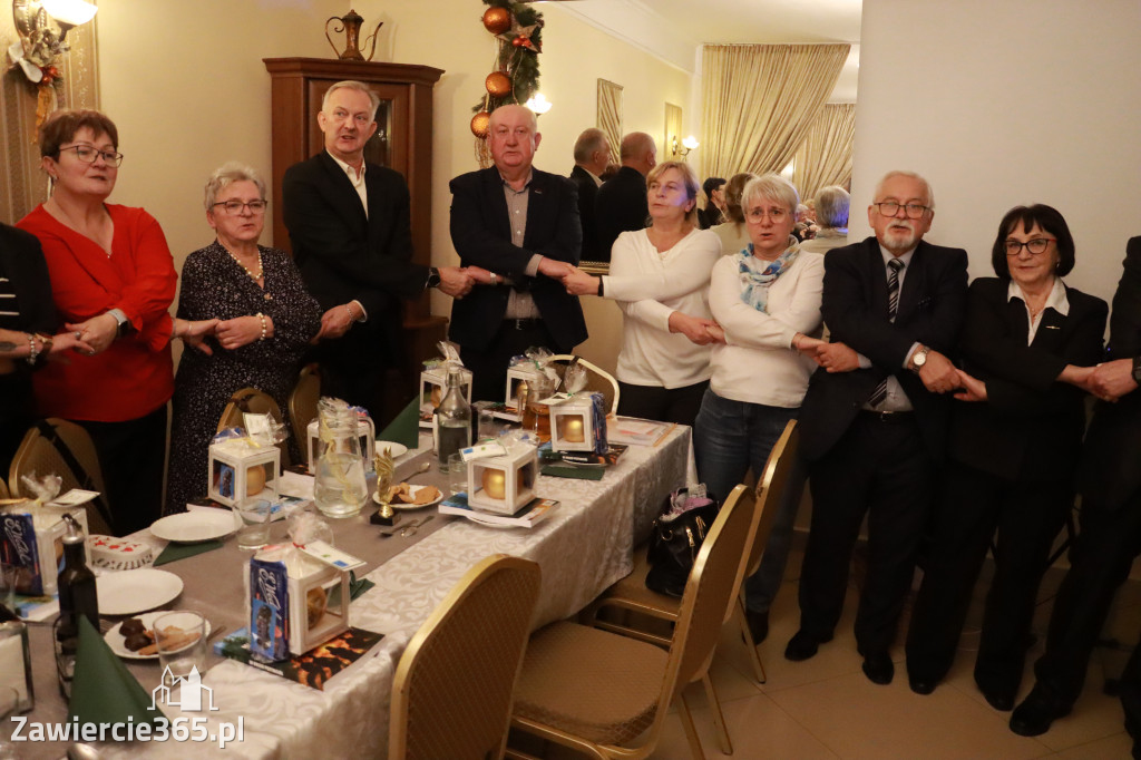Fotorelacja: 2 Wigilijne spotkanie członków Stowarzyszenia Ruch Harcerski CZUWAJ w Zawierciu