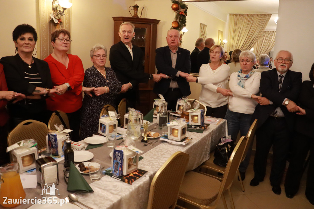 Fotorelacja: 2 Wigilijne spotkanie członków Stowarzyszenia Ruch Harcerski CZUWAJ w Zawierciu